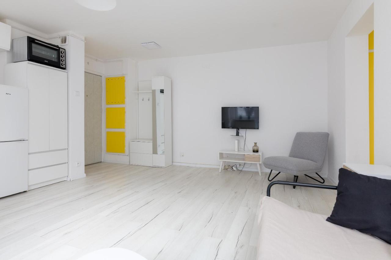 Rondo ONZ Sunny Apartment Varsavia Esterno foto