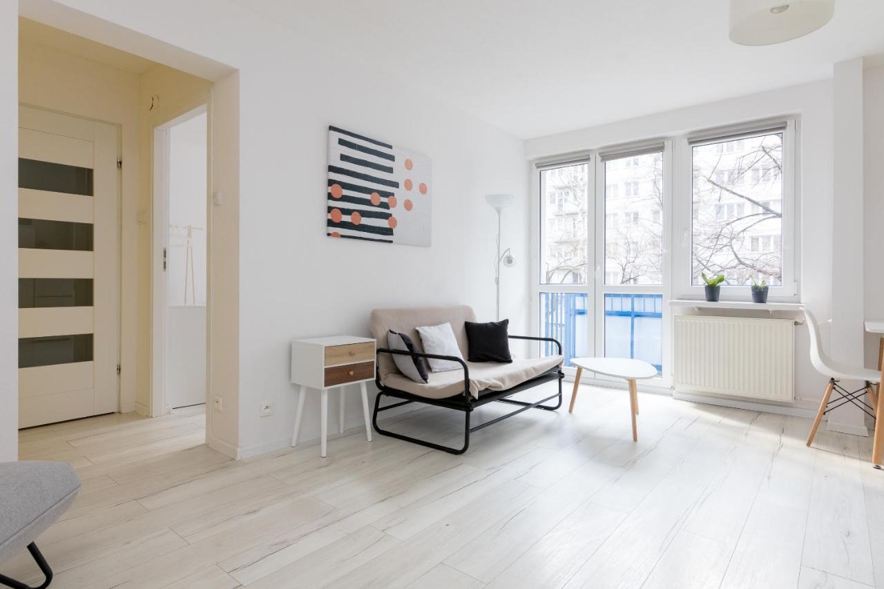 Rondo ONZ Sunny Apartment Varsavia Esterno foto